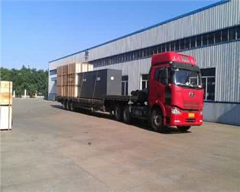 金通物流貨運(yùn)車(chē)輛